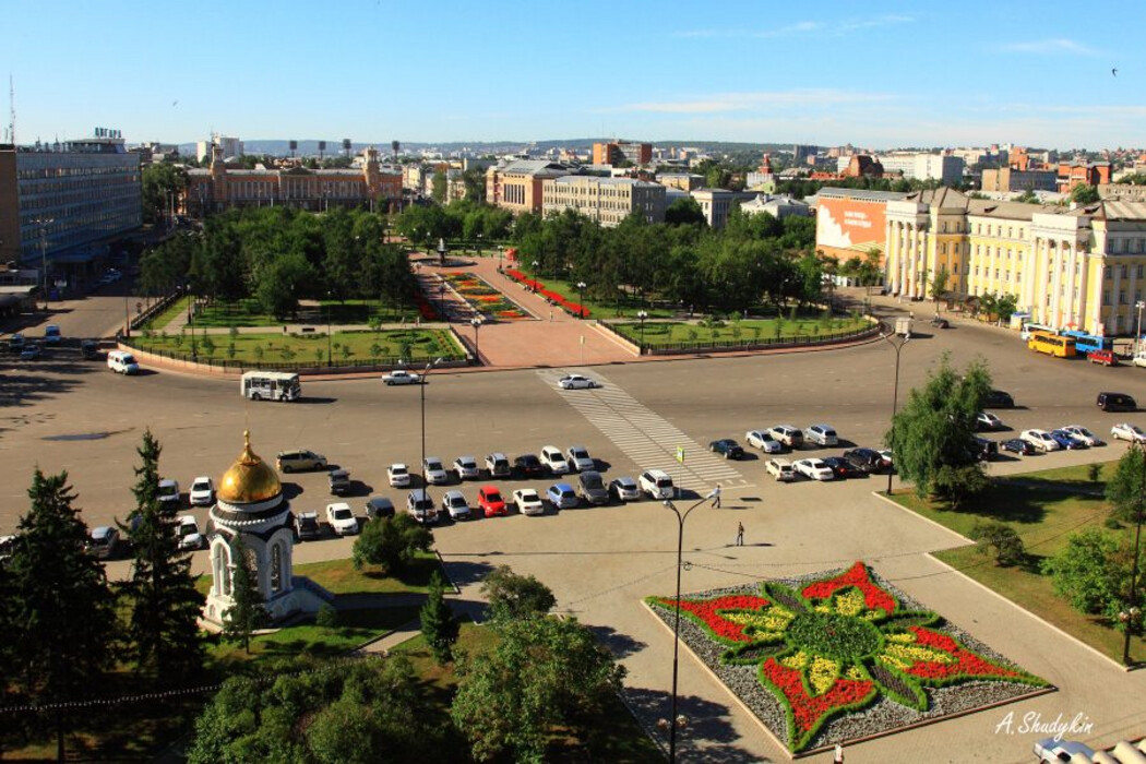 Сквер Кирова в центре Иркутска