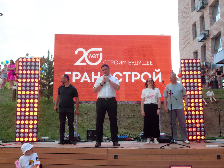 Зону отдыха с фонтаном для иркутян открыли в жилом комплексе СОЮЗ PRIORITY